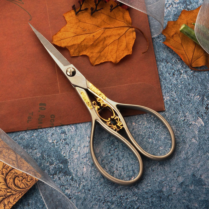 茶叶袋剪刀茶道创意小号茶艺剪刀尖端锋利手工刺绣细部 精致剪刀