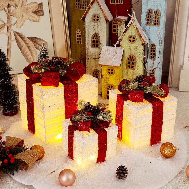 圣诞礼盒圣诞树树下堆头礼品盒摆件礼物开业场景圣诞装饰品