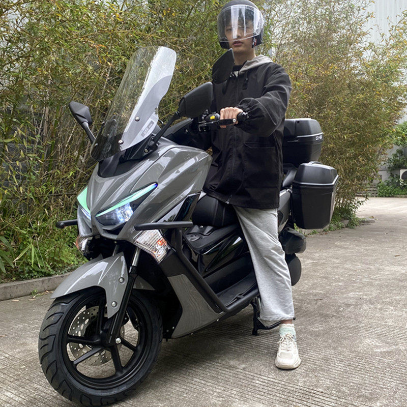 新款猛士三代电喷摩托车踏板车燃油全新整车大型摩托车整车