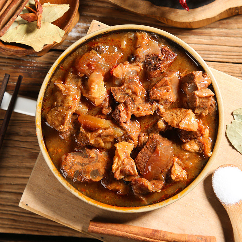老诚一锅红烧牛肉五香牛肉方便速食下饭菜炖肉熟食300g加热即食