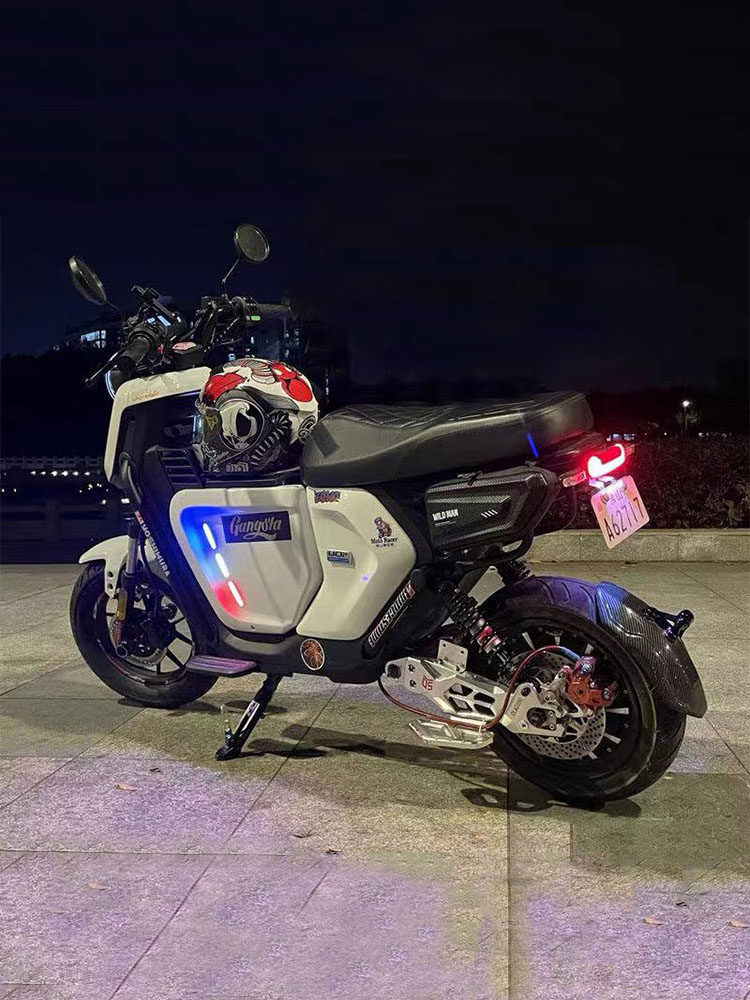 小牛中置箱uuqiu1c前置储物小牛中箱ubu1bu1d无缝改装配件