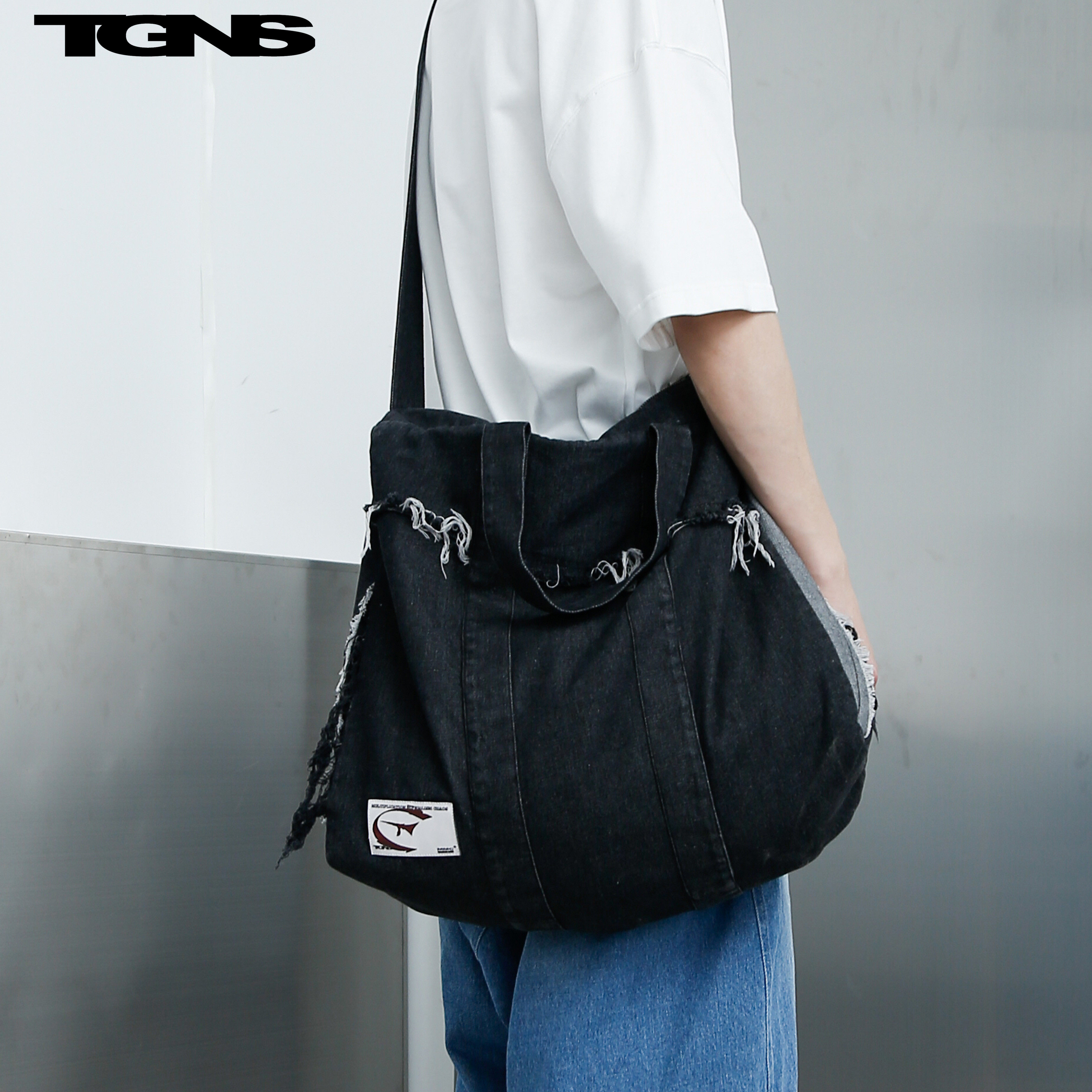 【其他配件】tgns潮牌牛仔水洗毛边托特包单肩斜挎包手提包潮