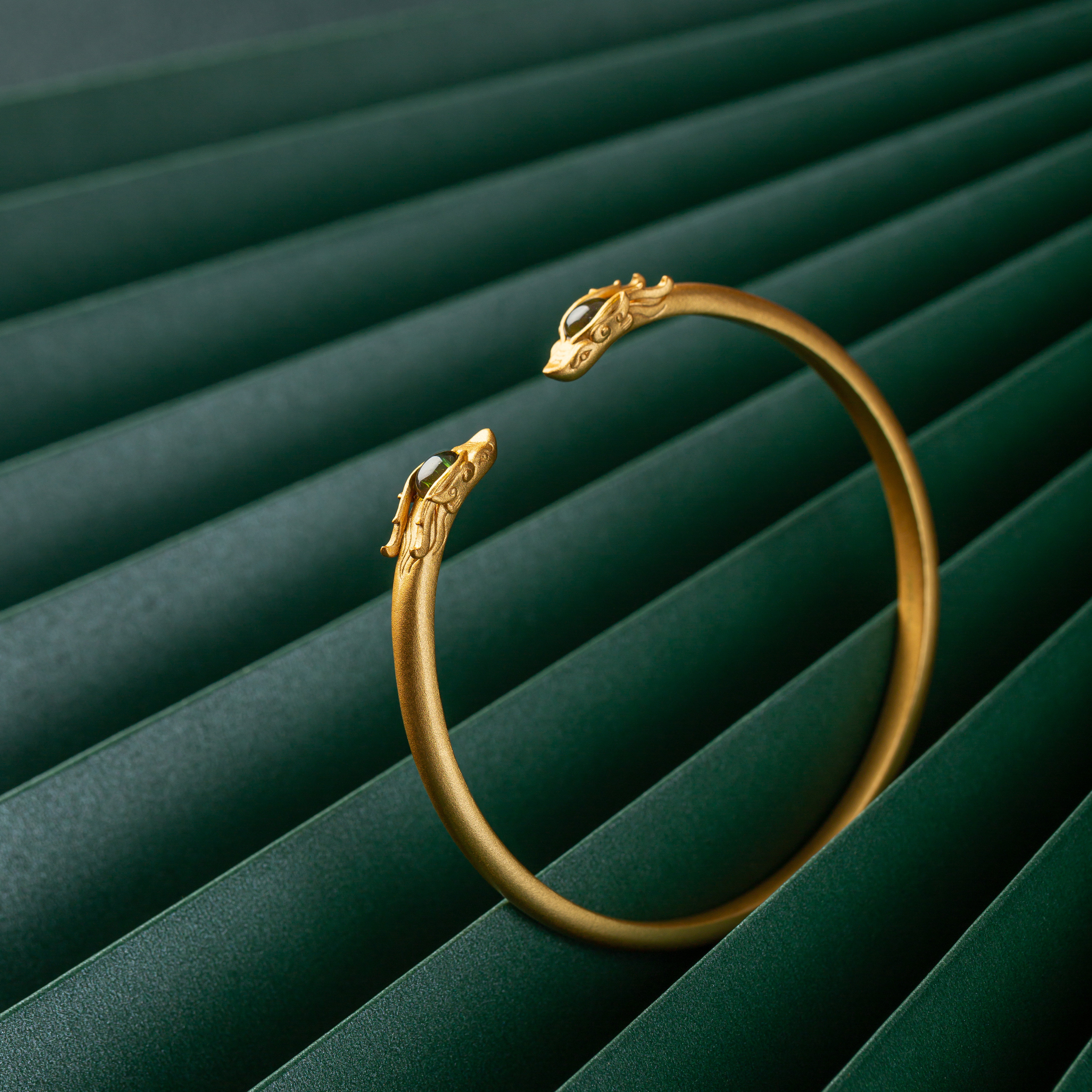 小众原创手镯足金石榴石碧玺镶嵌花镜金镶嵌古法手镯