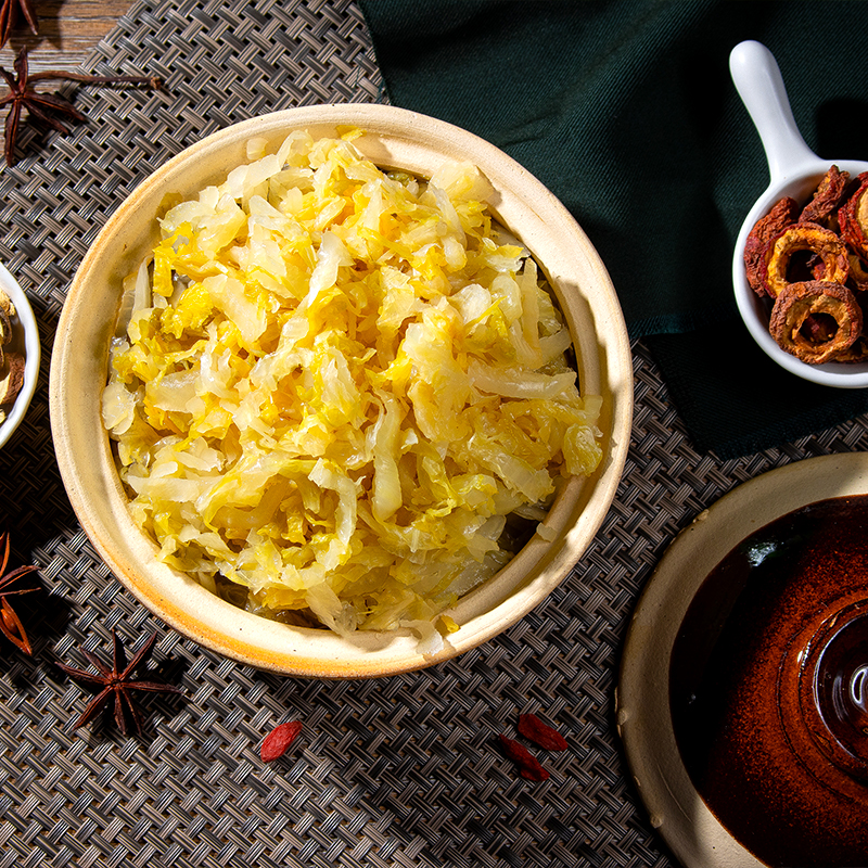 酸菜正宗东北特产农家大缸腌制菜丝传统发酵腌制