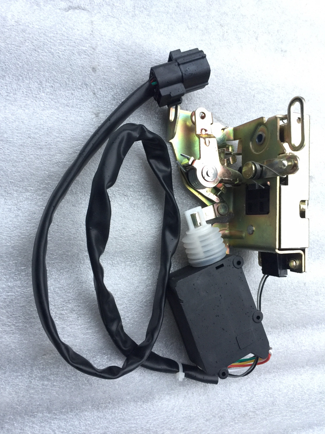 门锁车门适用重汽豪沃t5gtx体汕德卡驾驶室其他