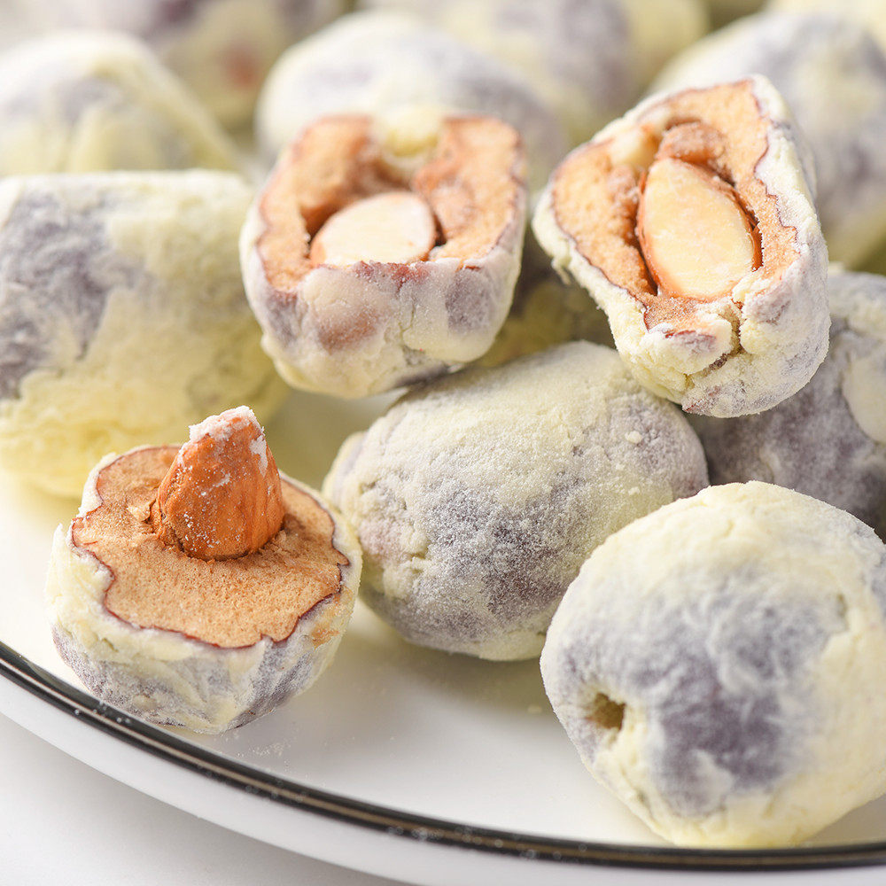 【买一送一】巴旦木夹心奶枣200g*2袋