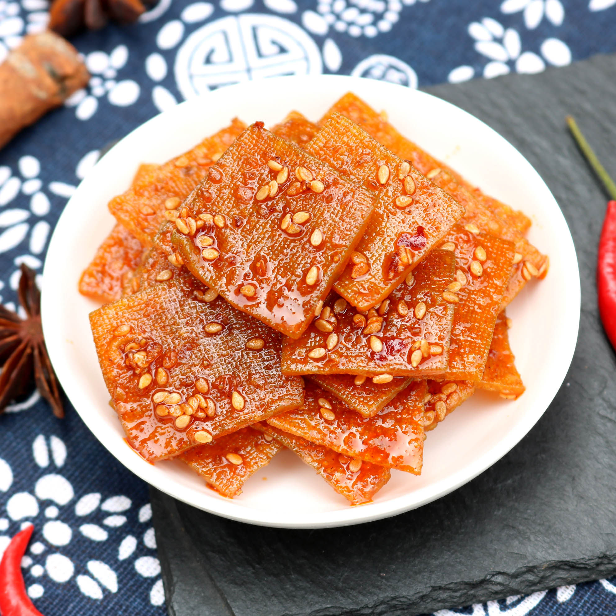 湖南特产香辣豆干豆腐干麻辣片豆皮香干小吃辣条儿时辣味休闲零食