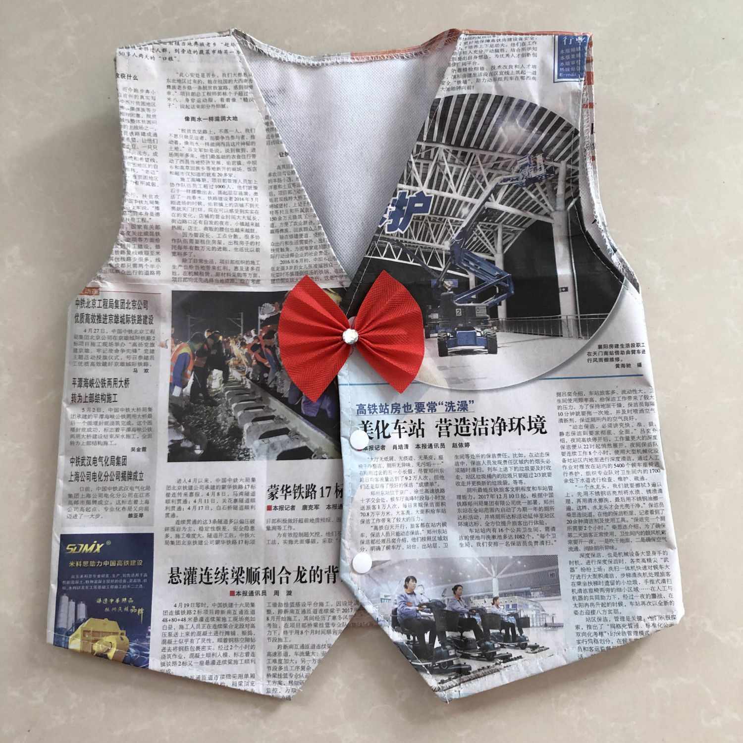 废物利用新品个性舞台儿童环保走秀演出服材料儿童演出服