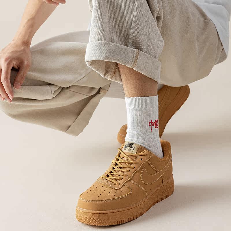 china中国白袜子男女ins潮春秋冬加厚潮牌涂鸦嘻哈情侣款中长筒袜