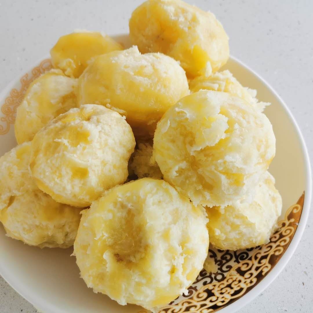 云南特产李子东川开花洋芋25kg新鲜粉糯土豆手机保护套