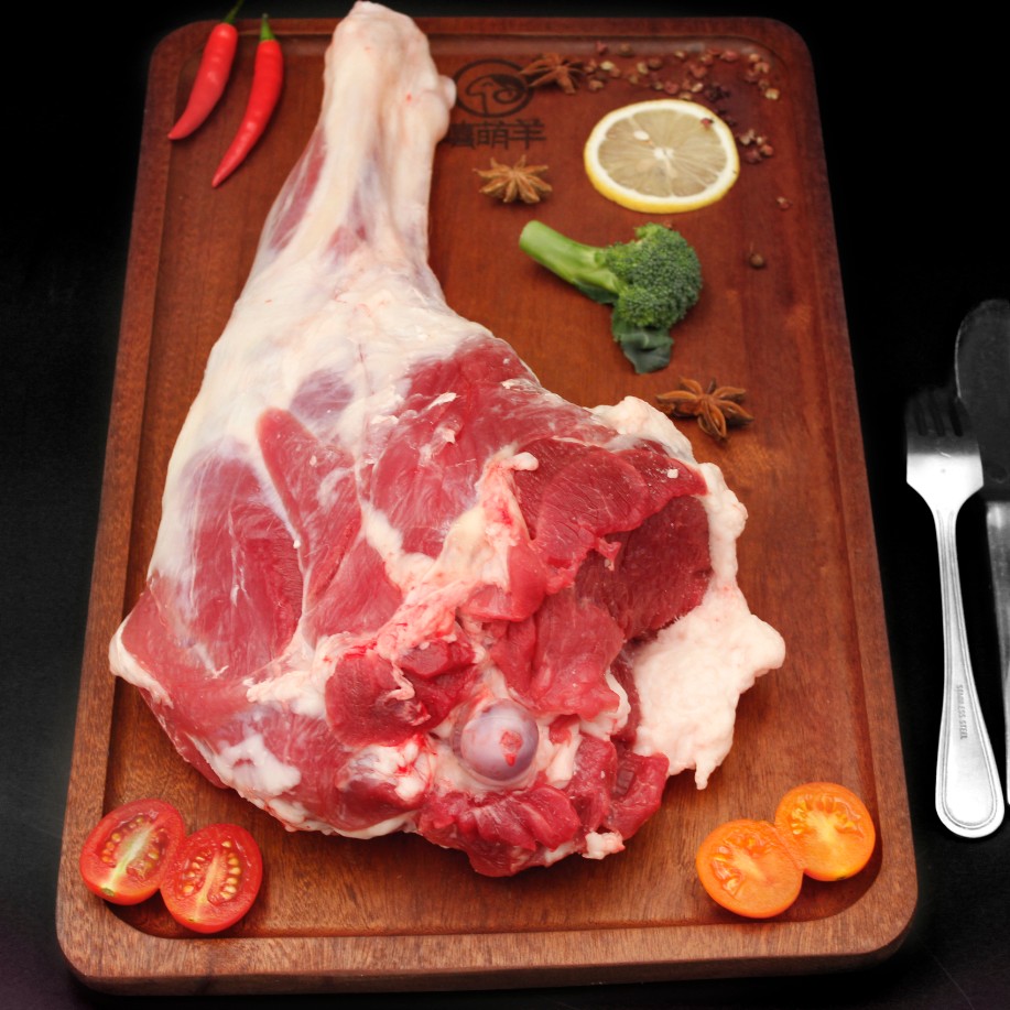 内蒙古锡盟草原原产地羔羊后腿重量35斤纯草原牧养乌珠穆沁羊