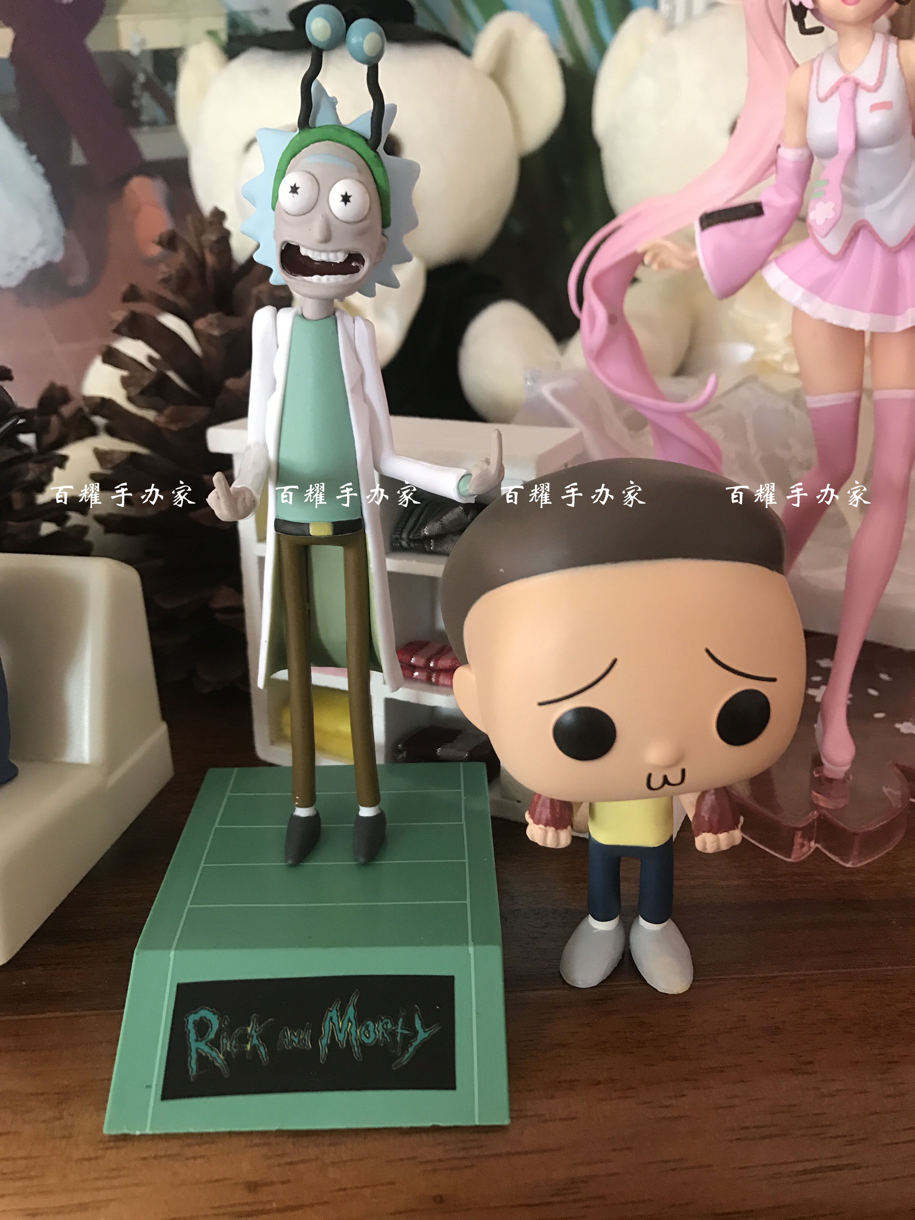包邮rickandmorty瑞克莫蒂peaceamongworlds中指手办