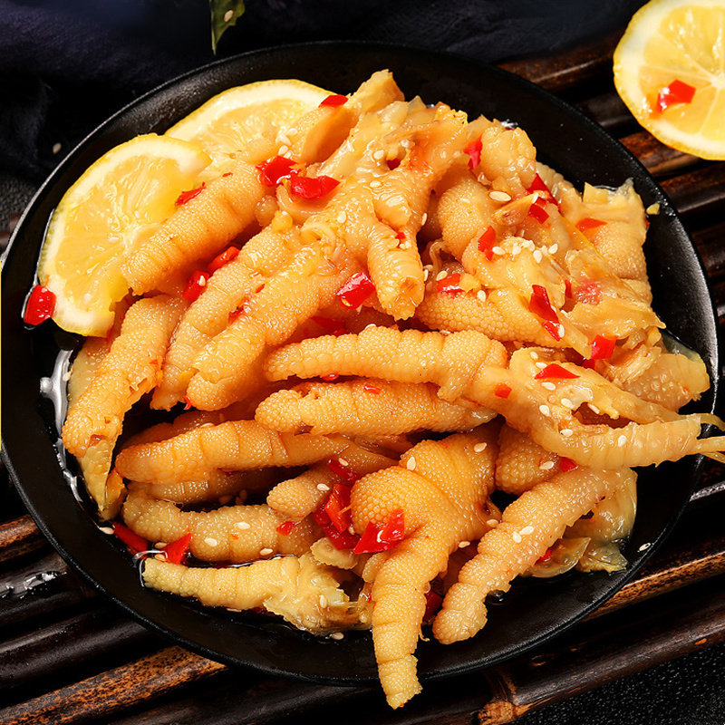 酸辣无骨鸡爪麻辣鸡脚脱骨即食罐装网红小吃鸡肉零食