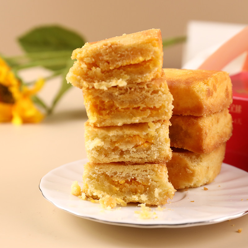 现货小潘凤凰台湾糕饼凤黄凤梨酥加蛋黄入颗传统中式糕点