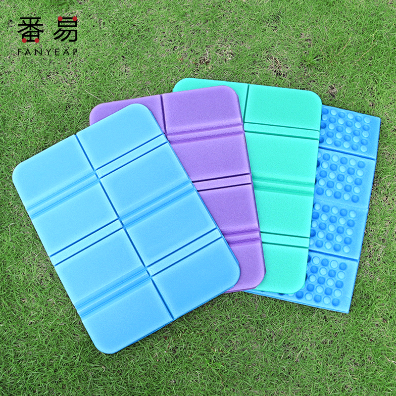 坐垫草地野外徒步公园公交随身户外折叠便携防潮垫