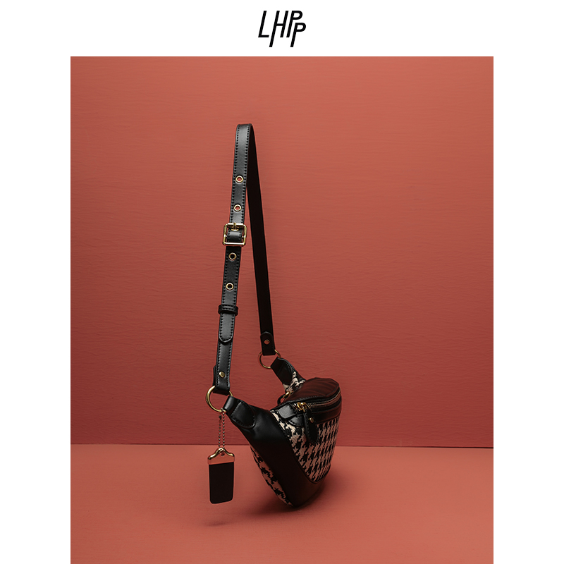 LHPP包包女2021新款秋冬潮时尚小众百搭胸包法国洋气单肩斜跨腰包