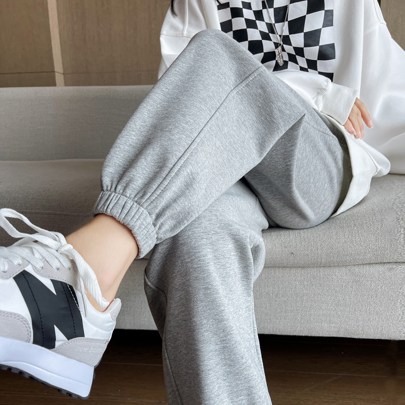 卫裤女冬加绒灰色运动裤女冬季宽松2021新款休闲秋冬加厚束脚裤子