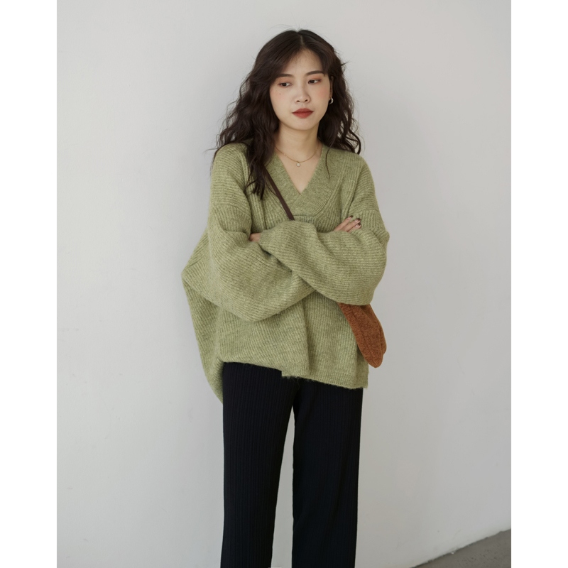 2021新款韩版宽松毛衣女秋冬外穿套头糖果色V领上衣慵懒风针织衫