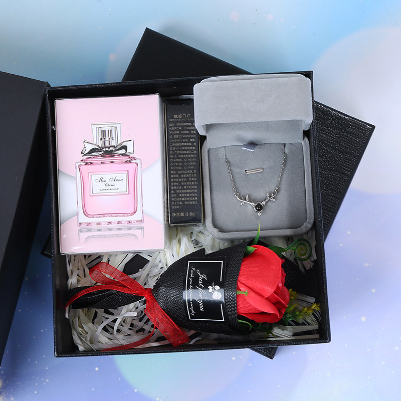 圣诞节生日礼物女朋友实用礼品创意闺蜜老婆媳妇创意礼盒