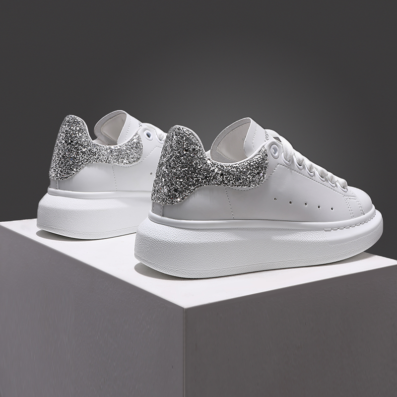 银尾麦昆帕小白鞋2021新款女鞋厚底内增高松糕真皮百搭运动休闲鞋