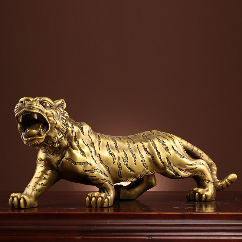 虎年老虎摆件铜虎上山虎虎生威生肖招财补角家居摆件