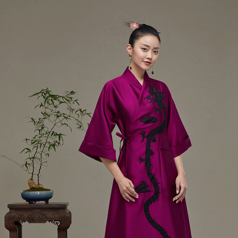 吉祥女装丝竹逸龙纹长上衣国风礼服汉服专柜民族服装