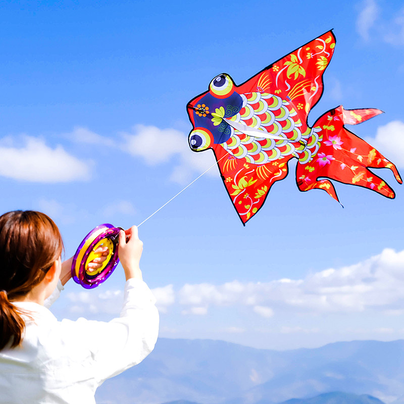 风筝新款潍坊金鱼儿童微风易飞中国古风成人风筝