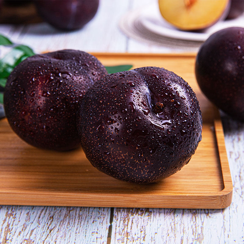 水果智利黑布林黑金刚新鲜现货李子进口脆李恐龙蛋李子