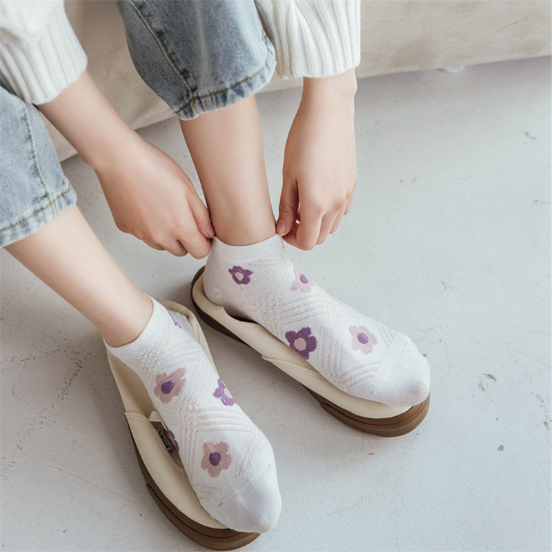 白色4双装很好看的一款jk短筒船袜子女春款碎花鞋带