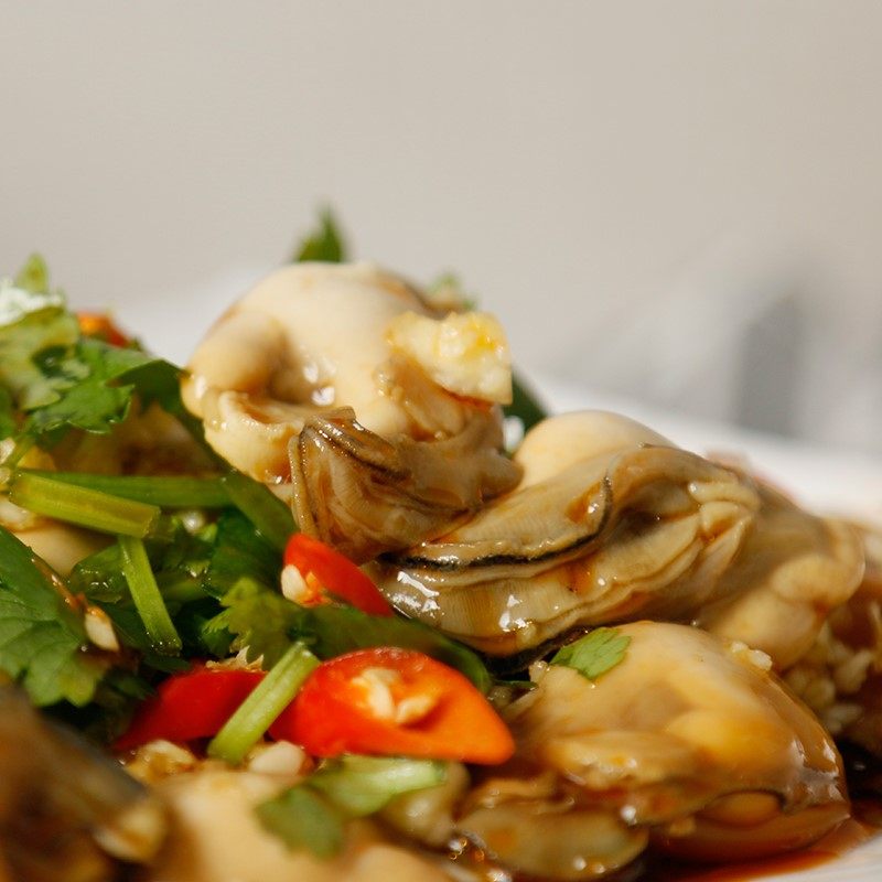 网红潮汕生腌海鲜熟腌生蚝卤咸蚝低脂腌制海即食食饭兜