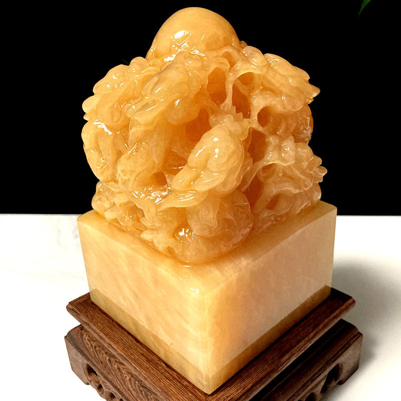 九龙玉玺印章摆件天然玉石米黄玉办公室家居玄关装饰风水招财官印