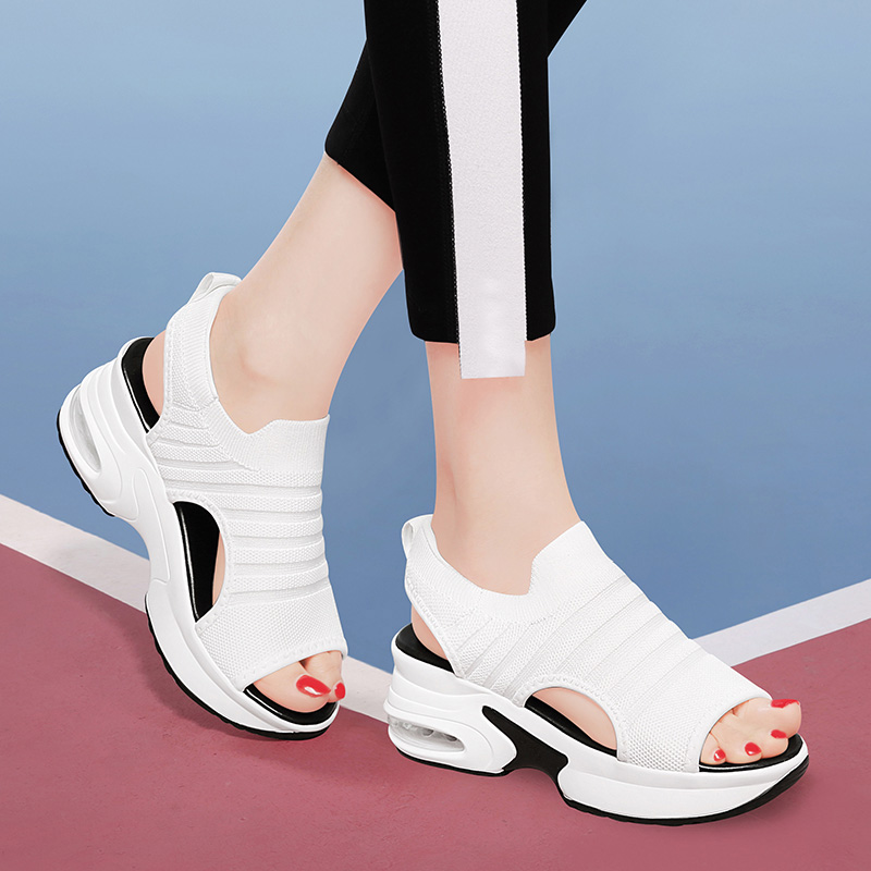 运动凉鞋女夏季外穿2021年新款厚底坡跟鱼l嘴鞋百搭轻便软底休闲