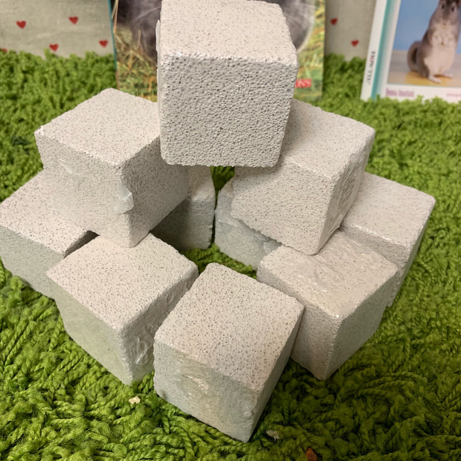 龙猫兔子仓鼠方块磨牙石火山灰磨牙石买10送3包邮