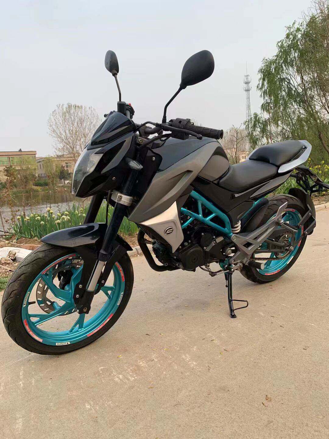 春风机车地平线水冷双缸忍者nk400重机250sr四缸摩托车整车