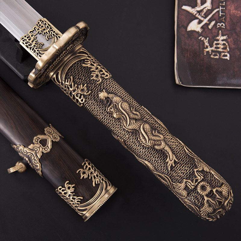 龙泉市周氏宝剑手柄精雕海浪龙装青龙剑八面汉剑刀剑