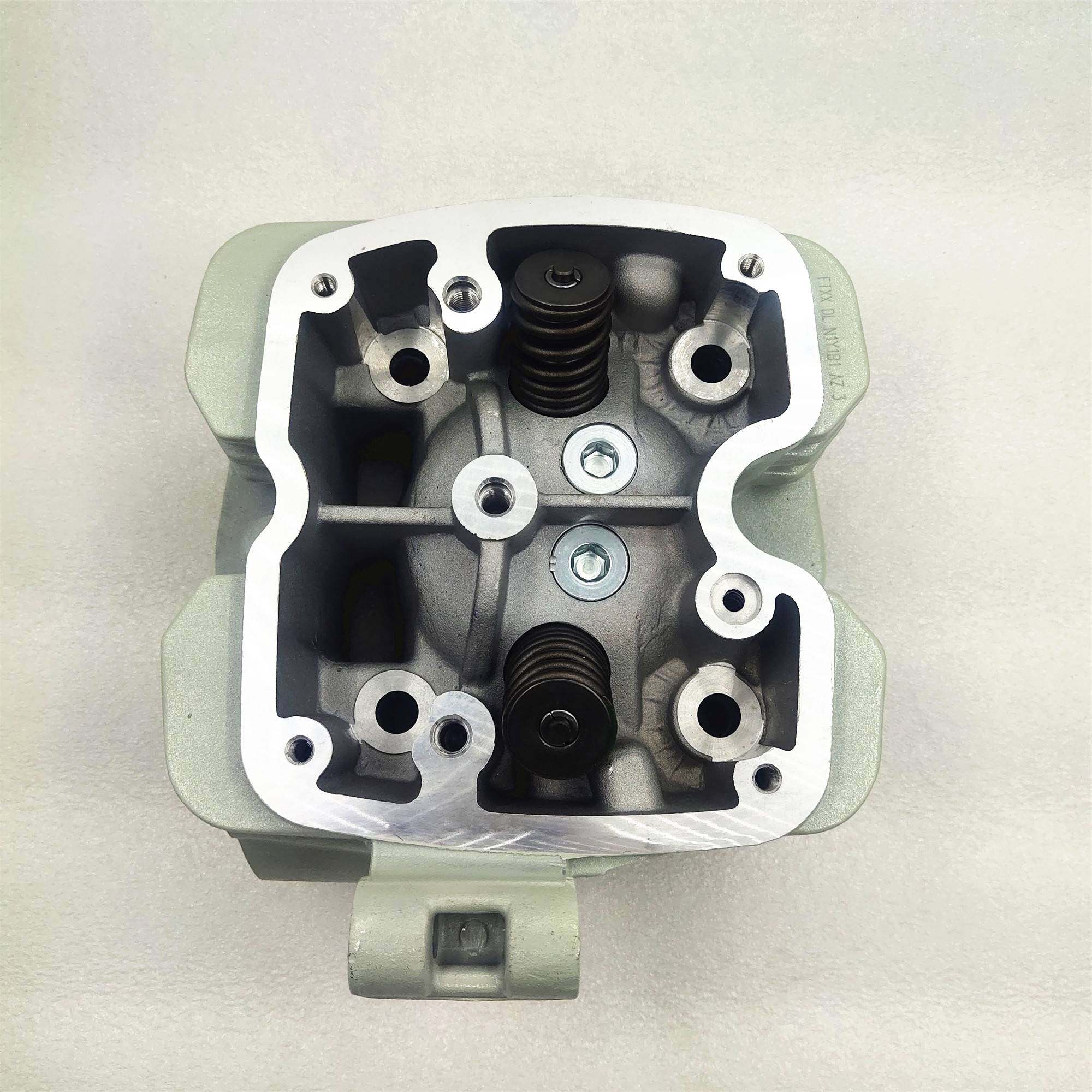 三轮摩托车江苏宗申威威电喷水冷缸头总成气缸头