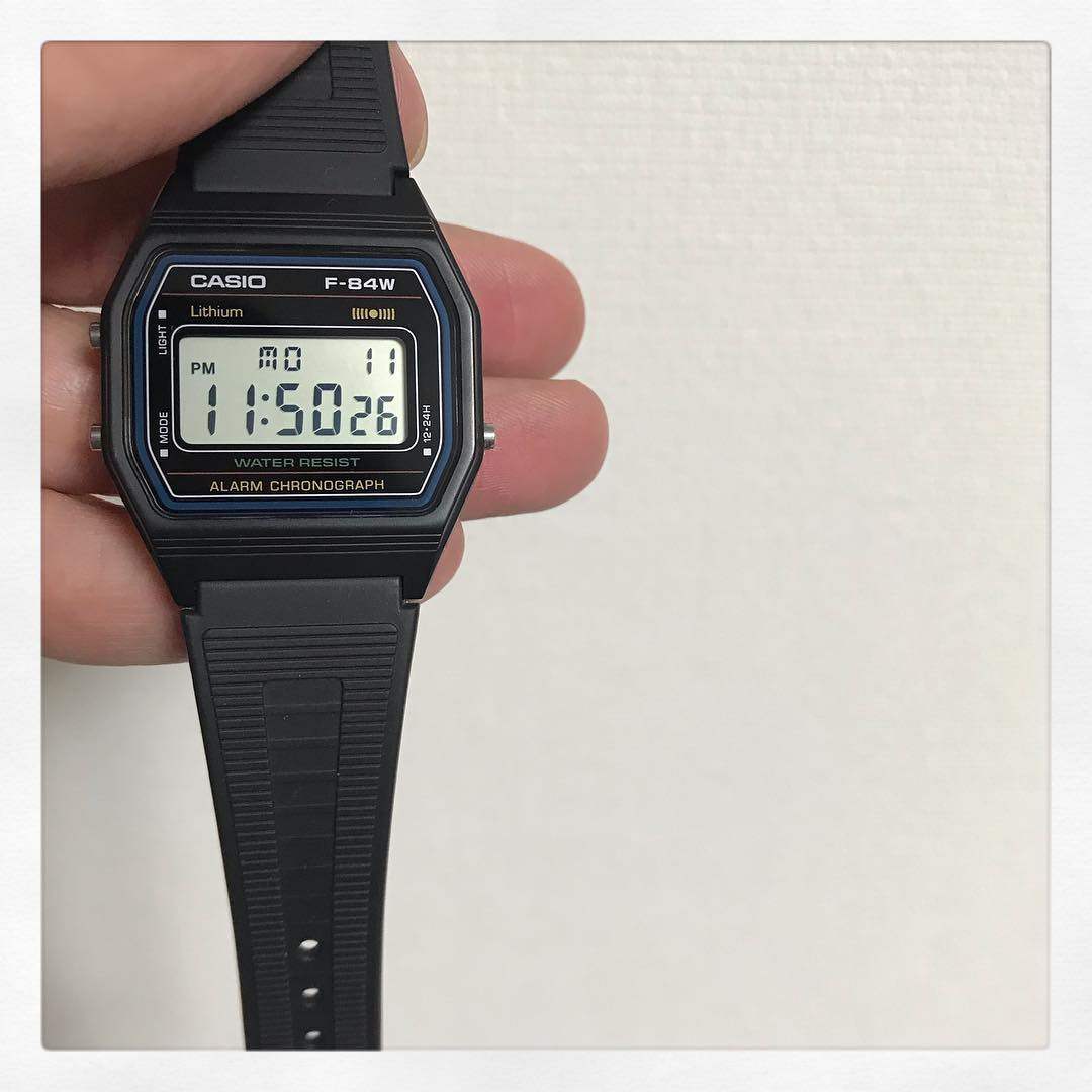 日本塑胶女同男女手表方块小方9a卡西欧f-91wm-1日韩腕表