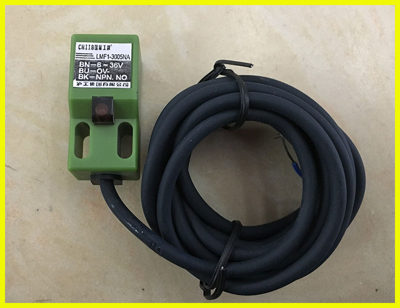 沪工传感器方形电感接近开关lmf1-3005nanbpapbla感应开关