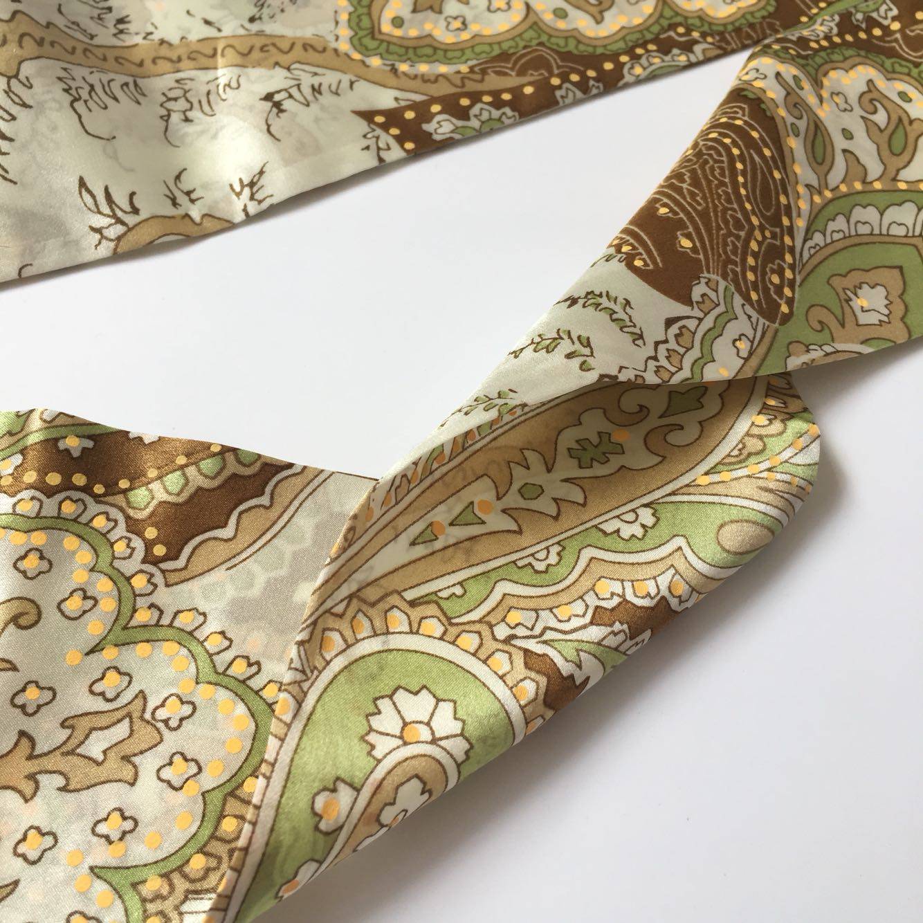 丝巾美国轻奢品牌女纯桑蚕蚕丝细长长条腰果围巾