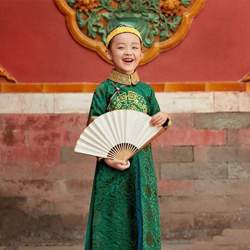 清朝阿哥贝勒爷儿儿童皇帝古装大清王爷故宫民族服装