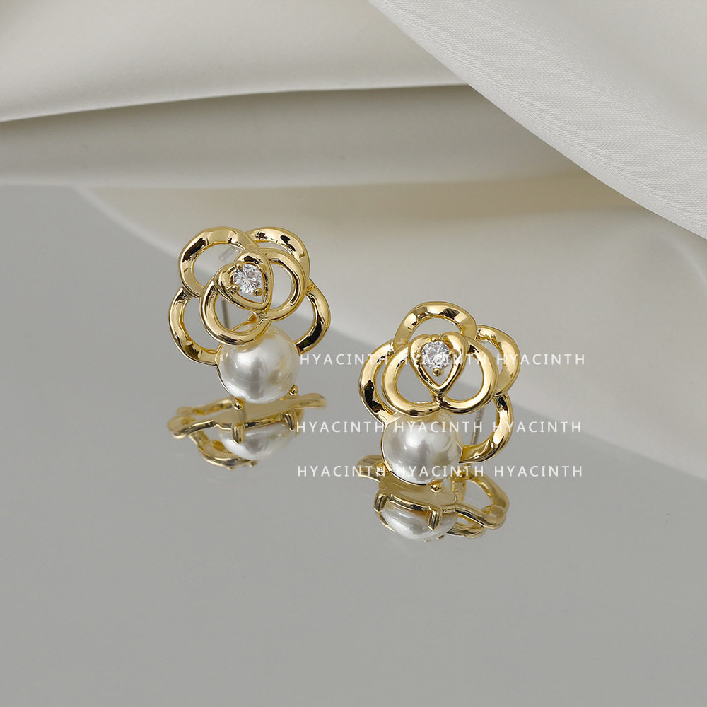 hyacinth山茶花系列镂空金属珍珠耳钉简约气质设计耳环