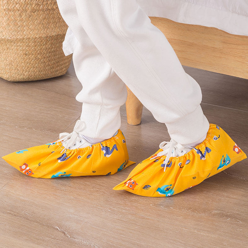 鞋套家用布料反复加厚防滑耐磨室内棉涤脚学生鞋套