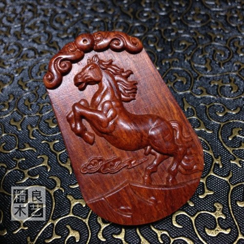 紫檀马牌印度金星小叶紫檀十二生肖马吊坠挂件红木马牌子木牌