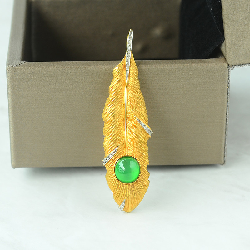 老坑冰种绿色翡翠蛋面黄金羽毛吊坠嘻嘻珠宝颈饰