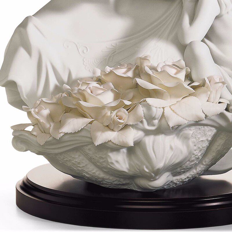 lladro雅致瓷器西班牙进口艺术品陶瓷装饰摆件美丽摆件