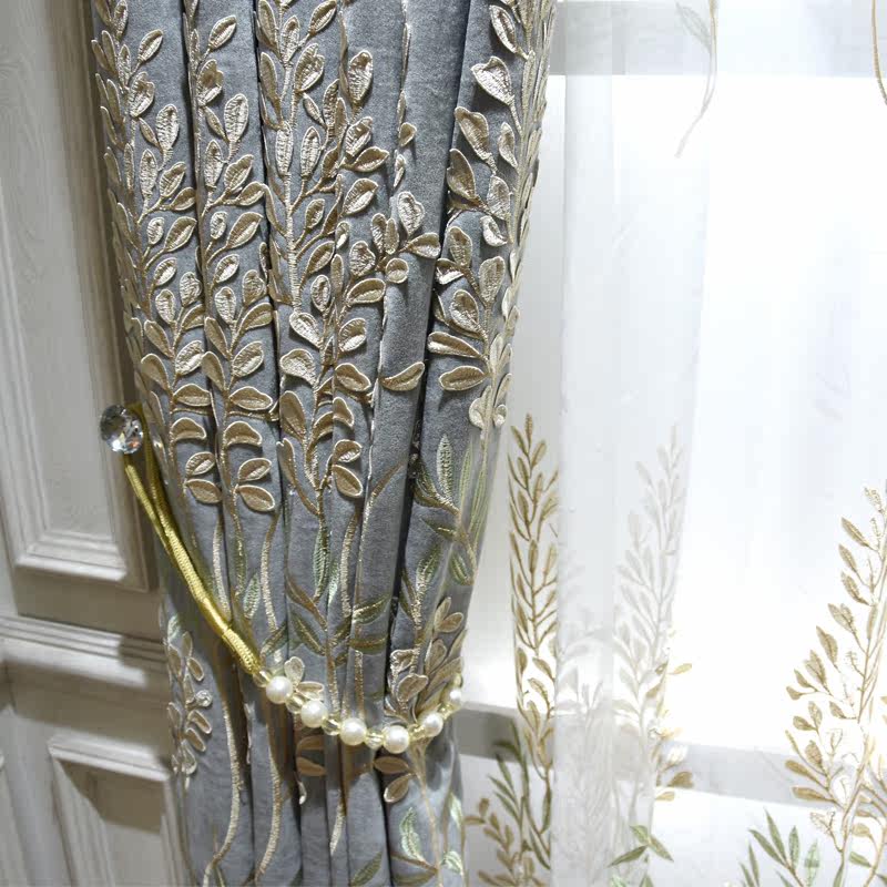 新款浮雕绣花窗帘布高档灰色纯色遮光布客厅窗帘卧室简欧美式轻奢