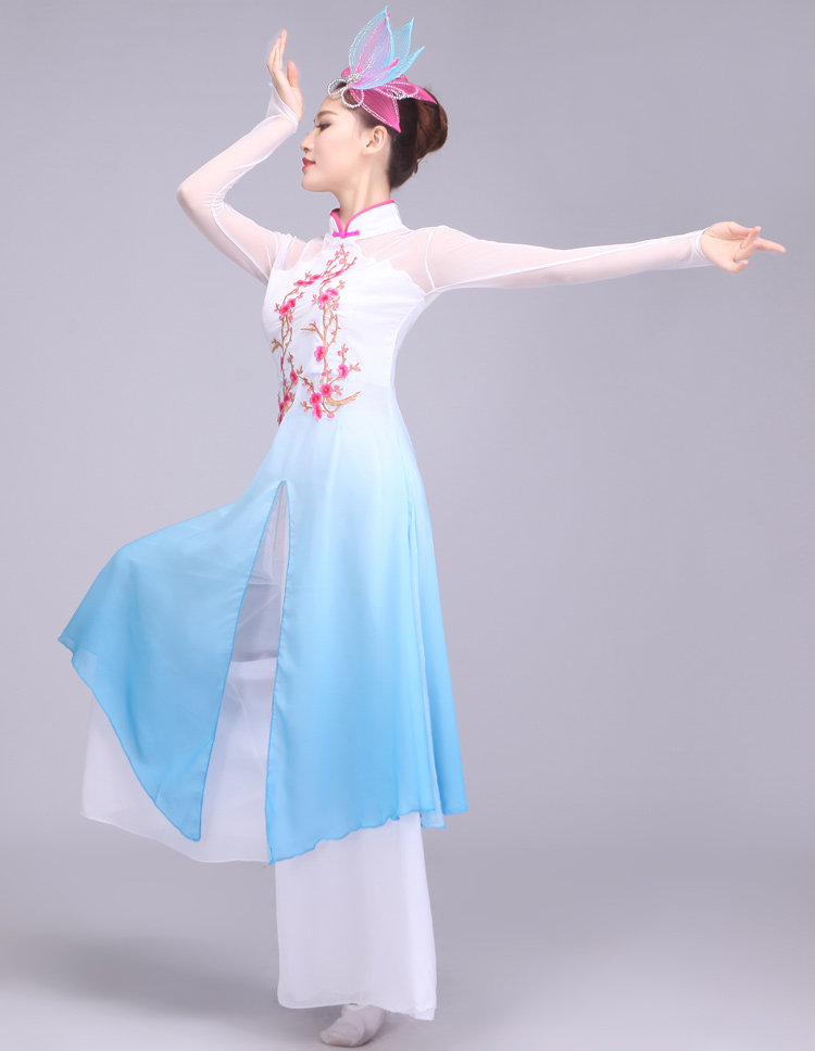 舞蹈新款古典秧歌团扇演出服民族民族舞服装大合唱民族服装