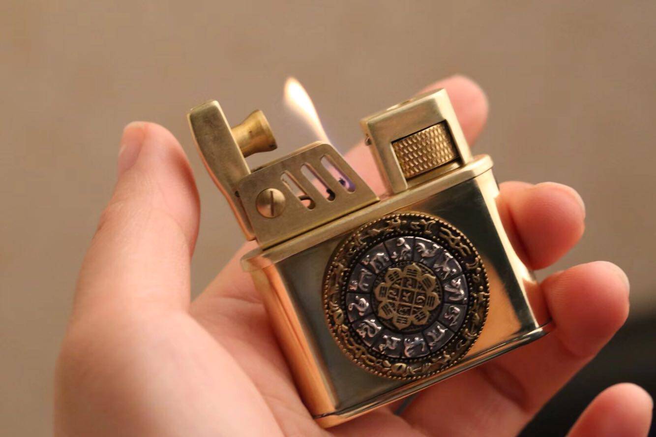 zorro佐罗时来运转九宫八卦黑科技一划弹力煤油打火机煤油打火机