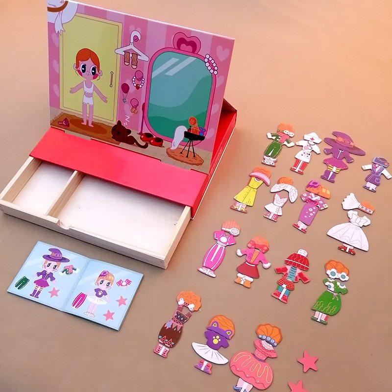 娃娃换装卡纸贴纸公主粘贴贴画儿童女孩卡通贴纸