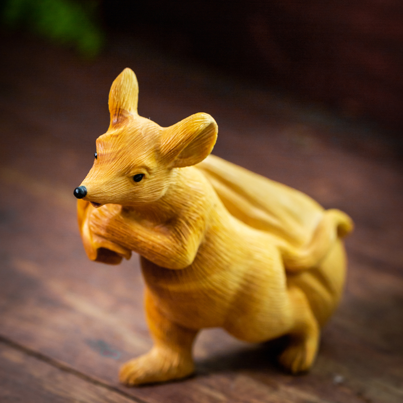 手工黄杨木雕动物桌面摆件招财车载中式文玩木雕